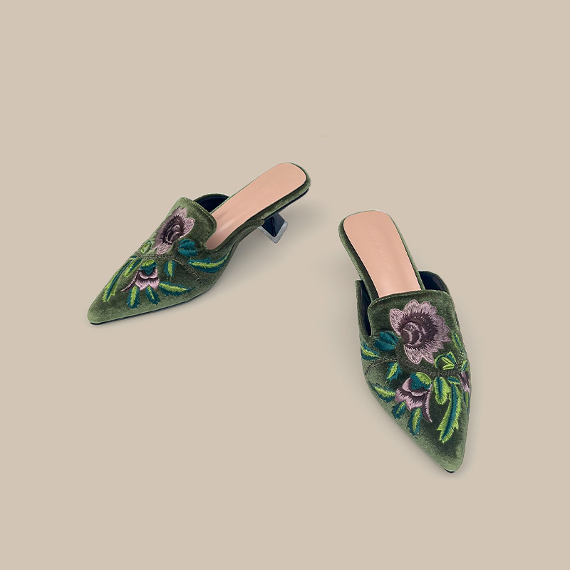Embroidery Velour Women Shoes  - đánh giá và giá Embroidery Design