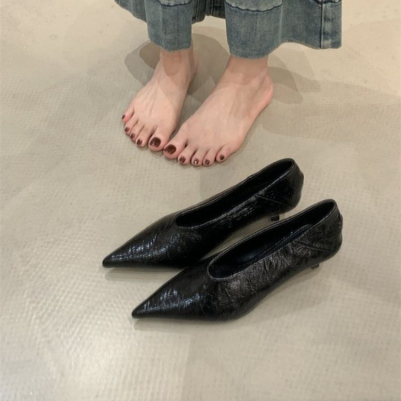 2025 Autumn New Commuter Wind  - đánh giá và giá Embroidery Flat Shoes